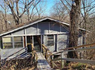 28644 Fir Dr, Warsaw, MO 65355