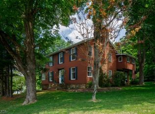 308 Turkey Top Rd, Pt Murray, NJ 07865