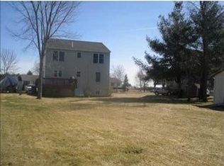 22 Ryan Rd, Saco, ME 04072