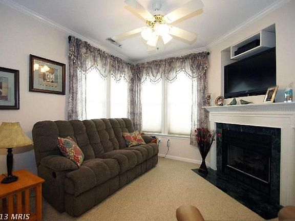 2nd image of 1307 Scottsdale Dr Unit 323