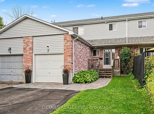 7 Isabella St, Perth, ON K7H3H3