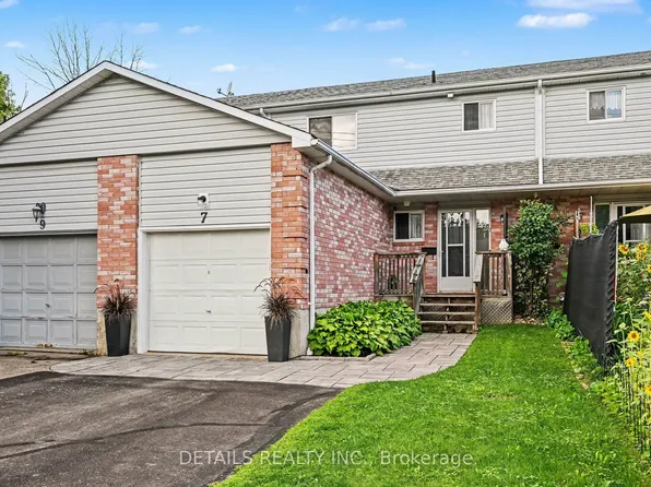 7 Isabella St, Perth, ON K7H 3H3