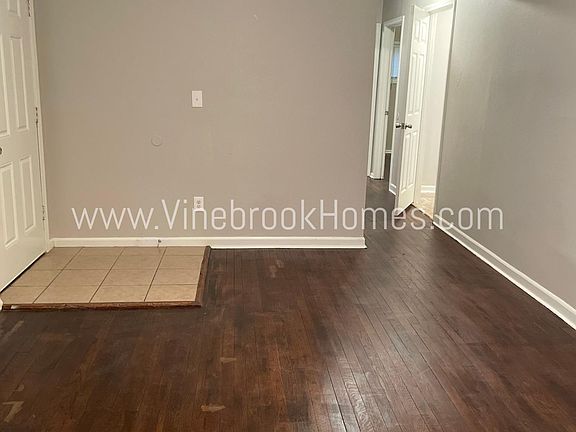 5th image of 11422 Manchester Ave