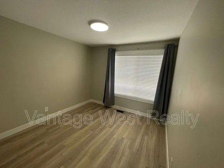 3906 Dryden Rd — Photo 22