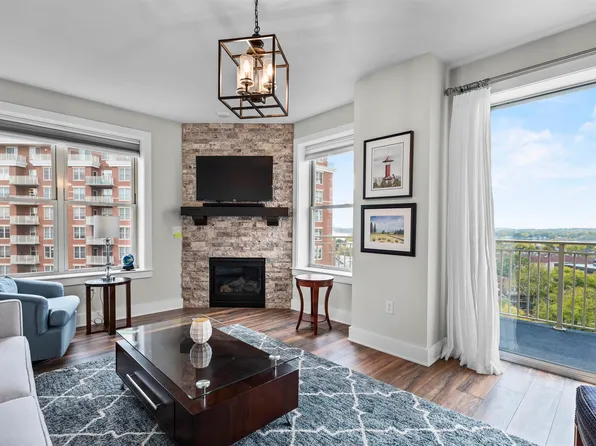 333 W Mifflin St Unit 1151, Madison, WI 53703