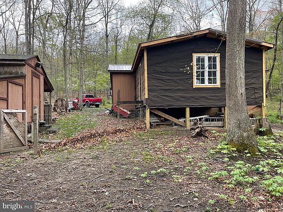 4th image of 462 Trout Stream Rd