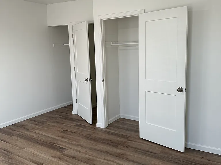331 Reily St — Photo 9