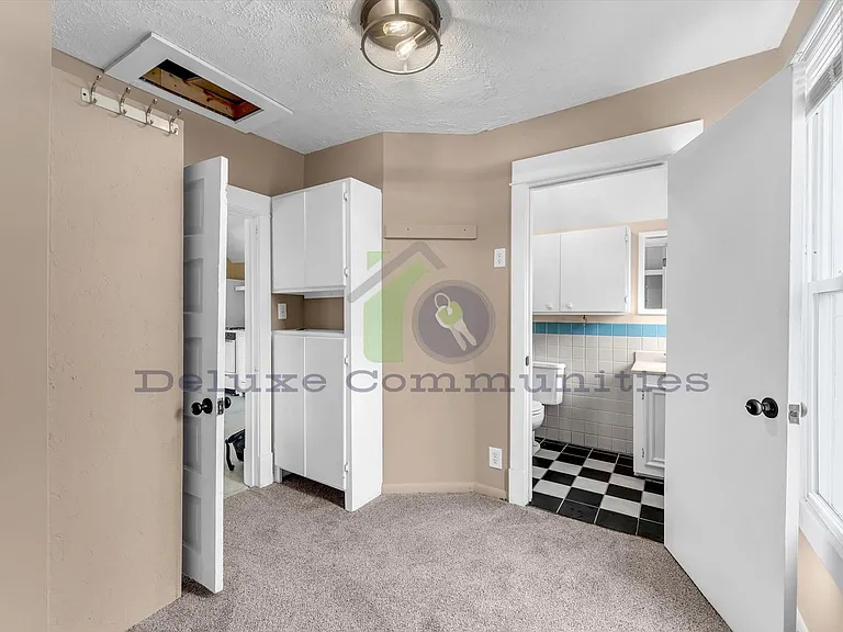 655 High St SW — Photo 14