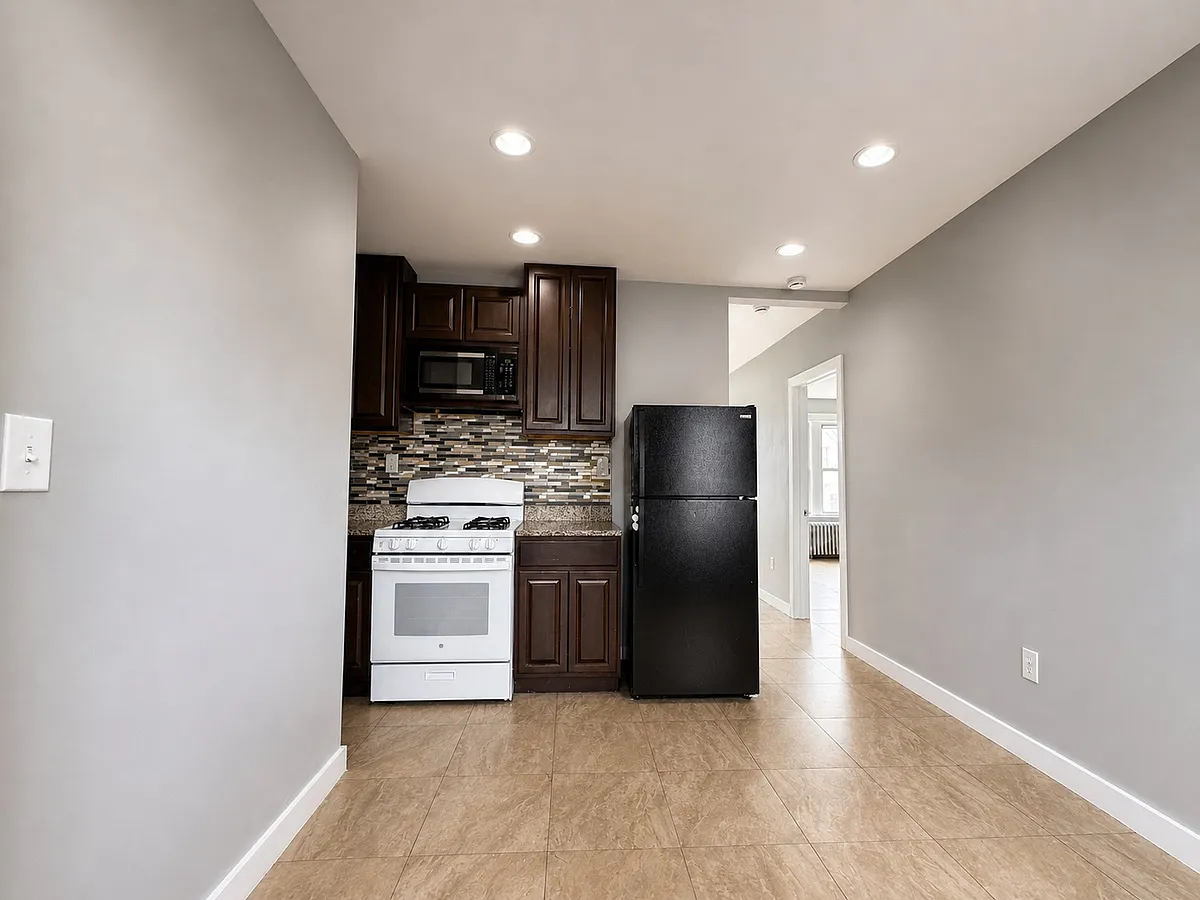Building Photo - 50 Johnson St #2N