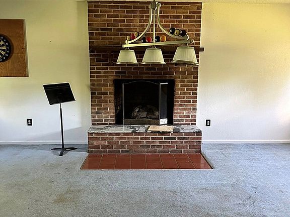 5th image of 2744 Red Root Ridge Rd