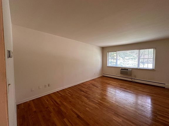 2nd image of 30 S Henry St #3B