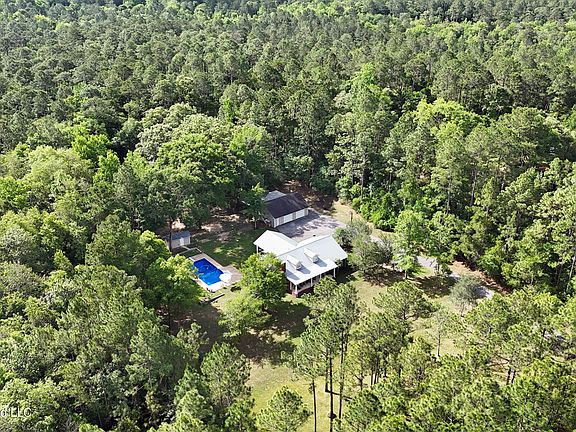 4th image of 13716 Old River Rd
