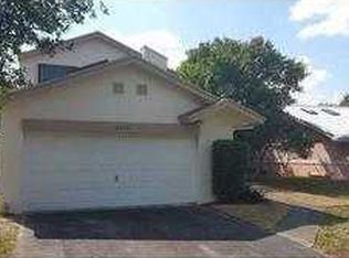 6570 SW 13th St, Plantation, FL 33317