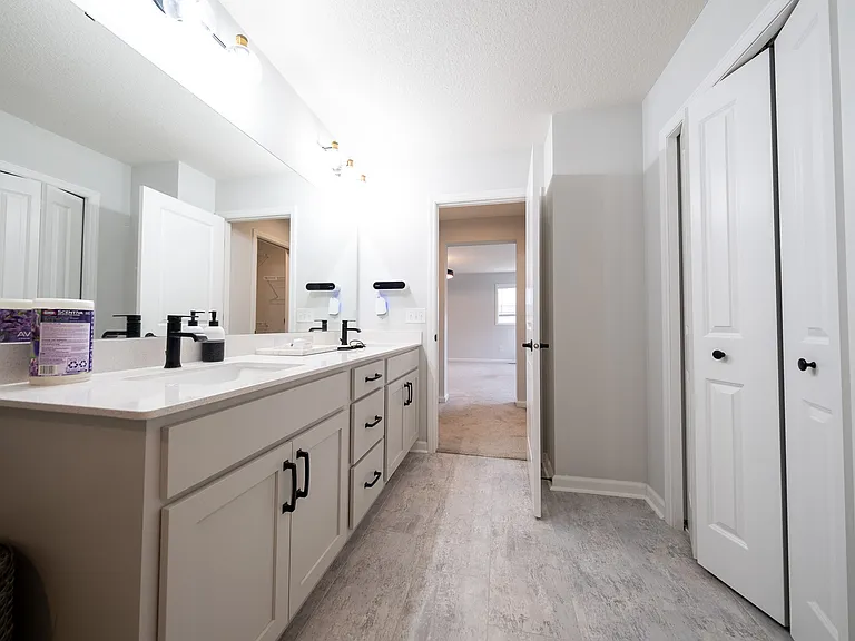 3849 Thrush St — Photo 29