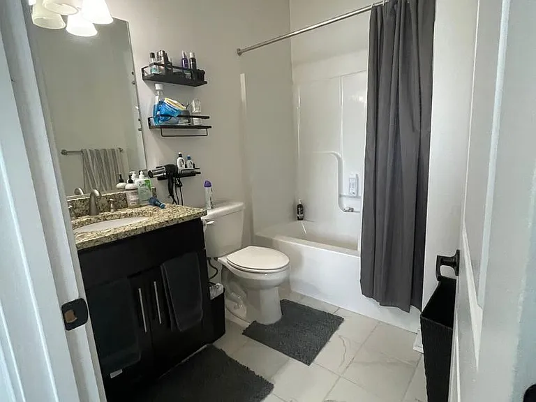 2617 1/2 W Main St #B — Photo 7