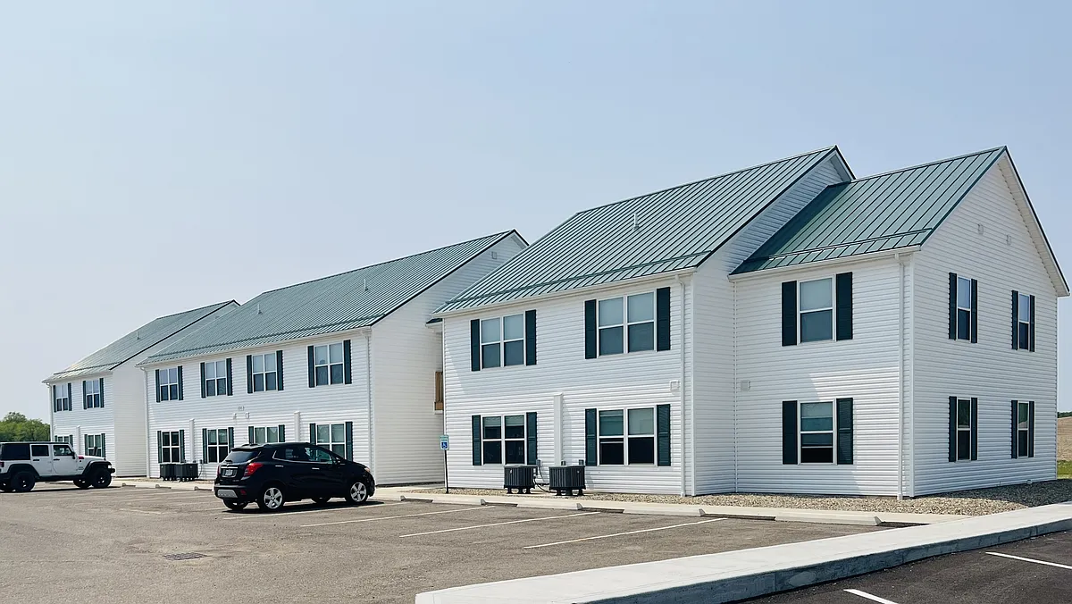 Building Photo - 6196 Commerce Dr #2202