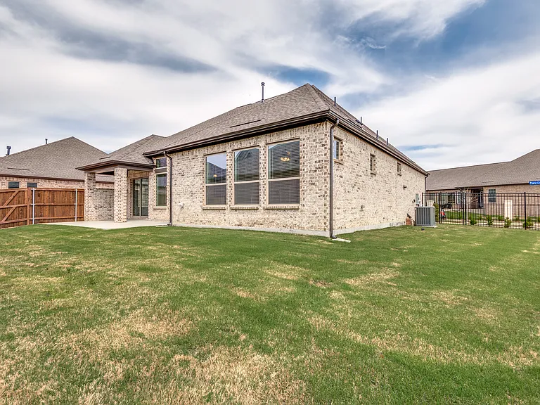4800 Prairie Crest Ln — Photo 15