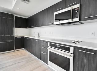 45 SW 9th St #CU-1806, Miami, FL 33130