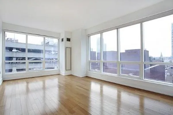 Rented by Corcoran | media 27