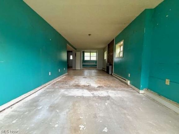 5th image of 5918 Middle Ridge Rd