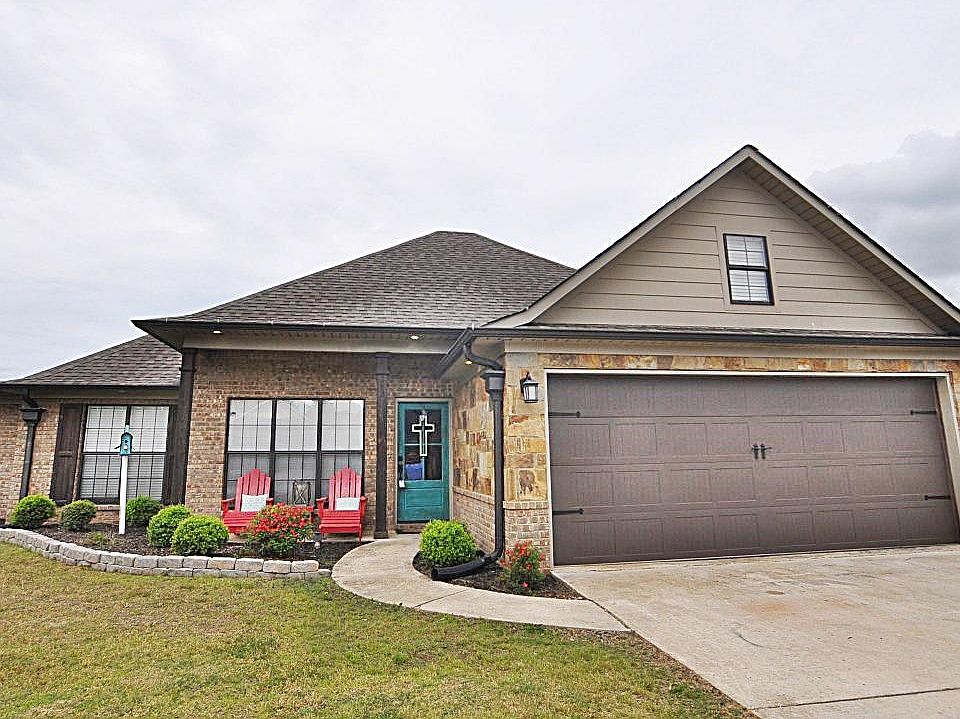 1st image of 110 Coal Dr