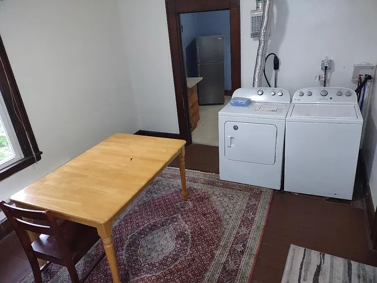 33 Highland Ave #1 — Photo 4