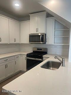 5th image of 640 CHERRY ELM Drive #151
