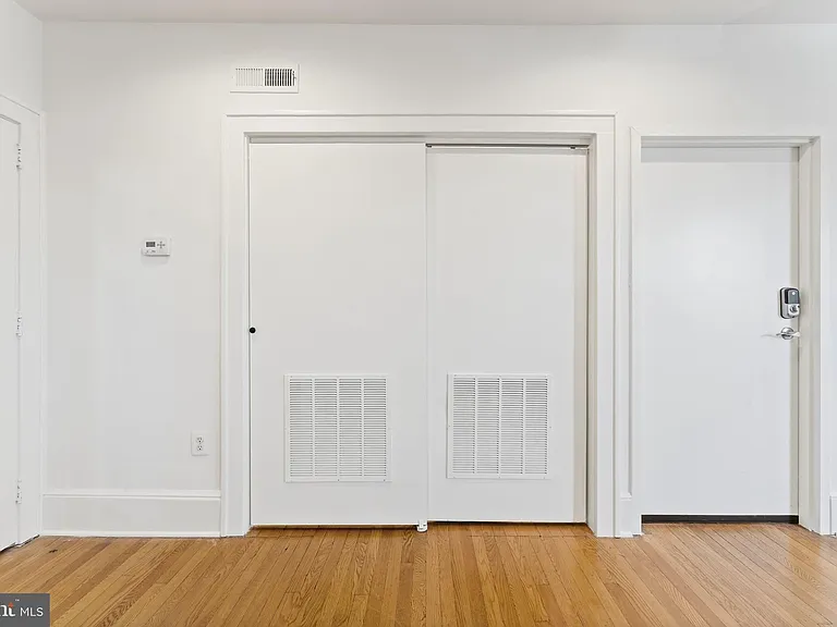 5150 Ridge Ave #2 — Photo 15