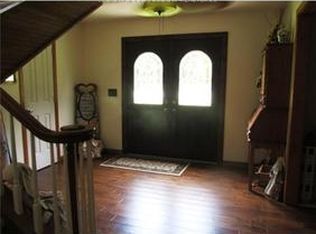 4450 Winfield Rd, Winfield, WV 25213