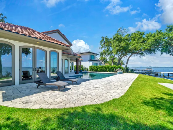 3015 Bay Villas Dr #3015, Miramar Beach, FL 32550