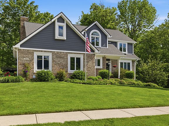 2nd image of 414 Deer Walk Trce
