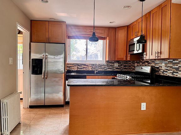 4th image of 1508 Dogwood Dr