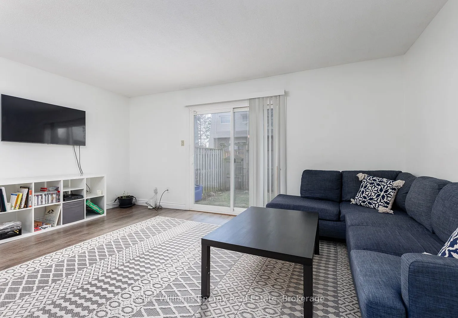 3 bed, $2,500 — Photo 4