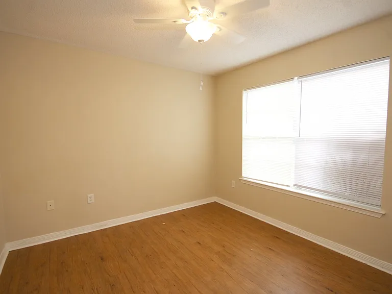 2289 Wyatt St — Photo 14