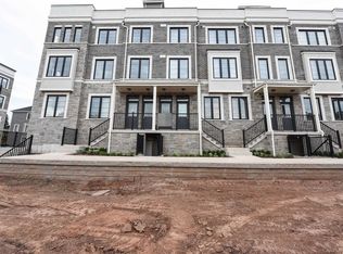 383 Dundas St E, Hamilton, ON