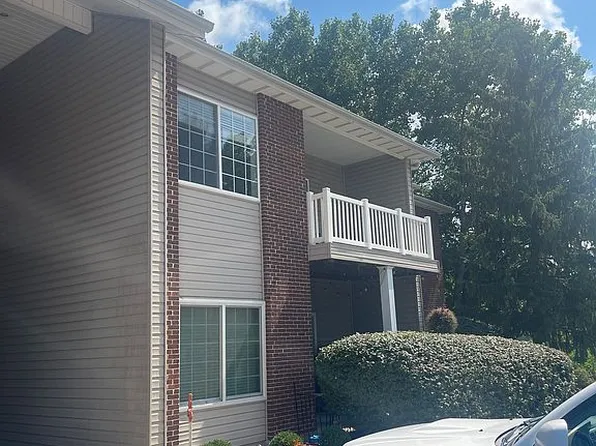 3800 N Saddlebrook Pl #906, Columbia, MO 65202