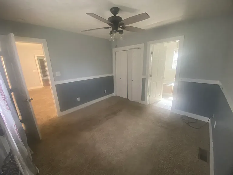 1668 N Longview St — Photo 15
