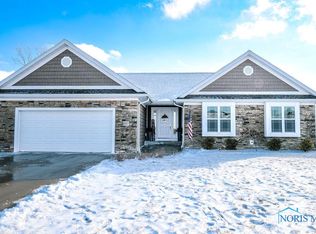 13337 Deer Landing Dr, Findlay, OH 45840