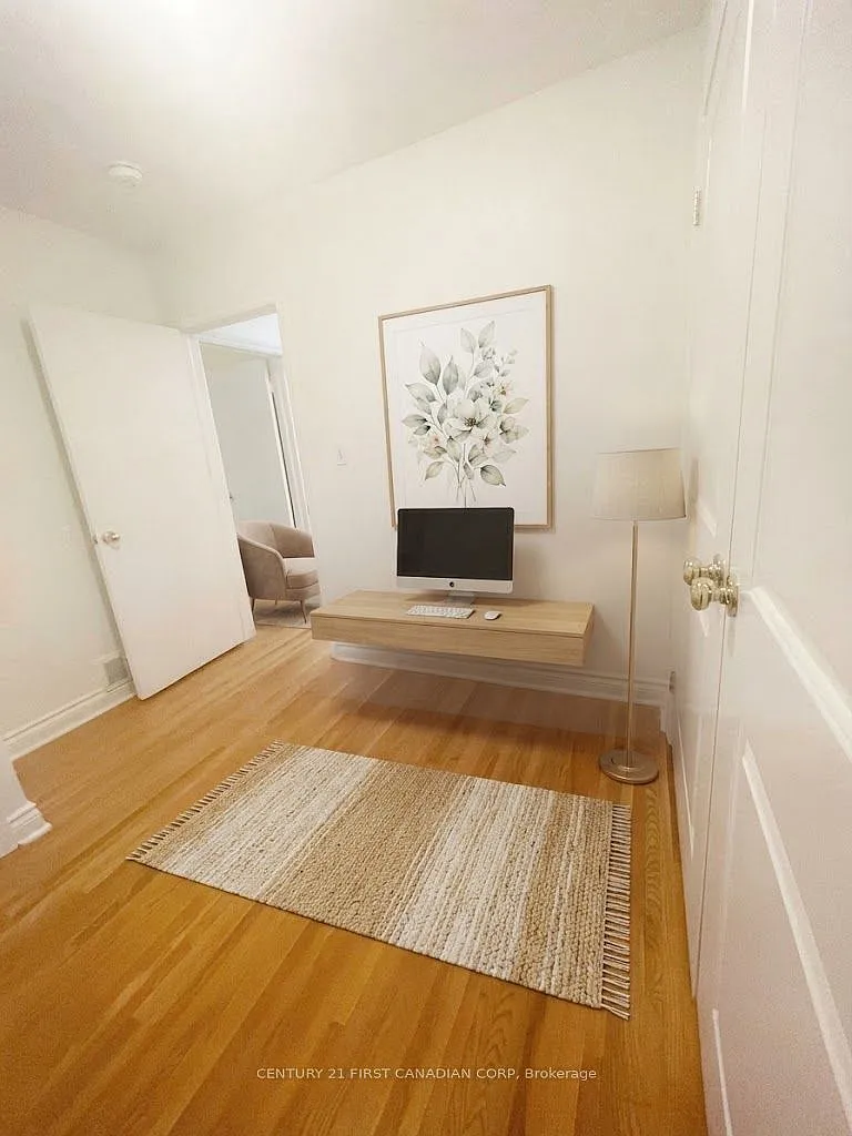 3 bed, $2,000 — Photo 4