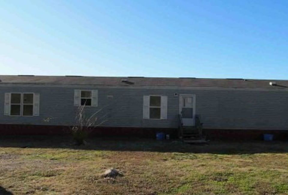 1st image of 461388 E 830th Rd