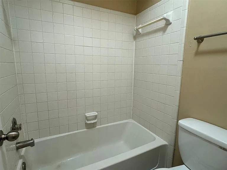 6500 Harbor Town Dr #3401 — Photo 26