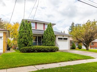 29 Doverwood Ct, Toronto, ON M2M2G6
