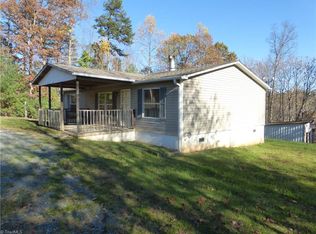 1165 Pink Smith Rd, Walnut Cove, NC 27052