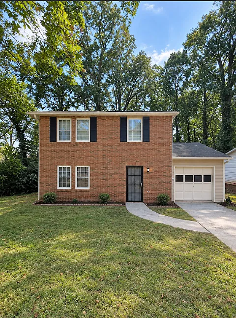 2185 Clanton Ter