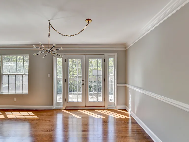 6980 Roswell Rd #C5 — Photo 2