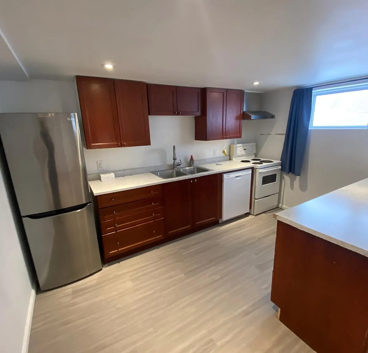 2 bed, $1,850 — Photo 2