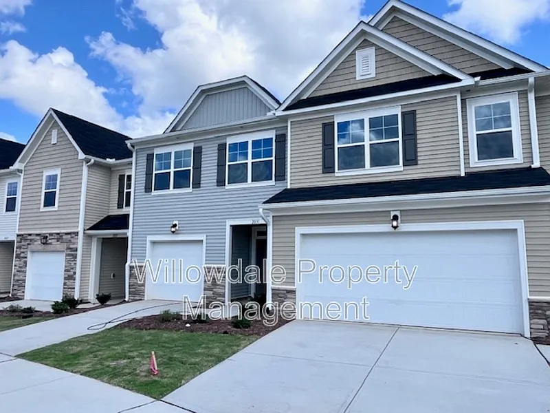 Olde Towne — Photo 2