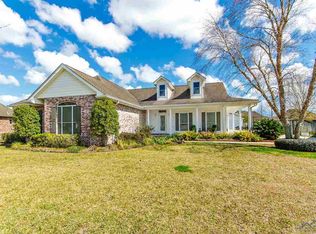 127 Nottingham Trl, Houma, LA 70360