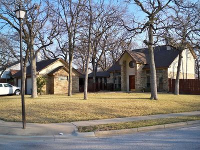500 Holliday Ln, Euless, TX, 76039