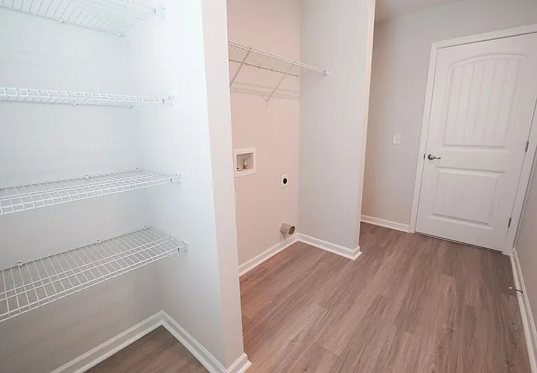 44 Jazz Dr — Photo 30